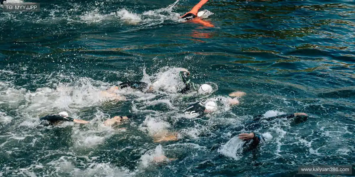 👟限量潮品，个性定制，做最耀眼的运动达人！🌟